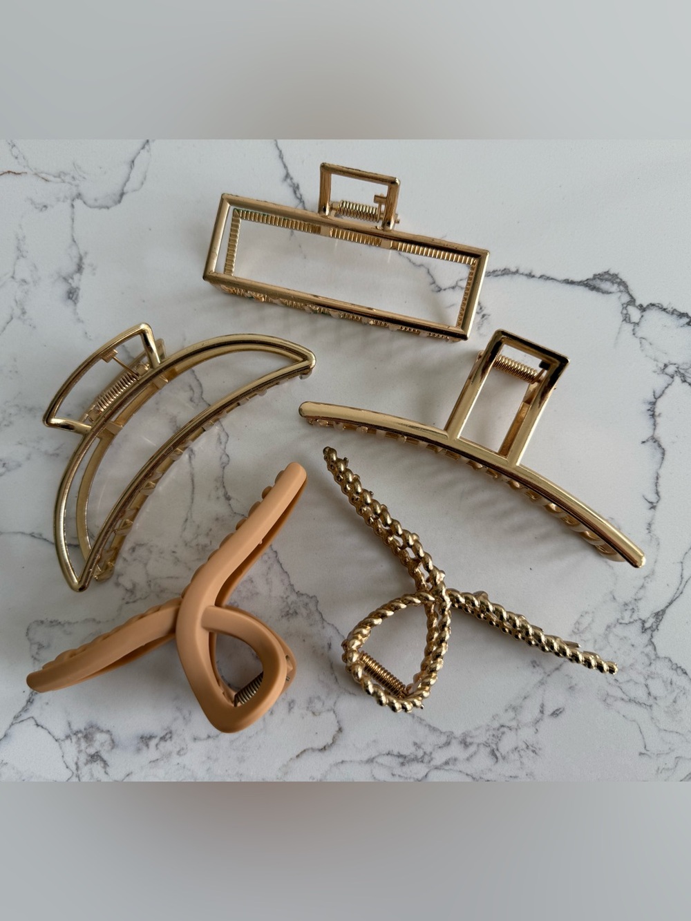 Set of 5 Gold and Beige Hair Claw Clips